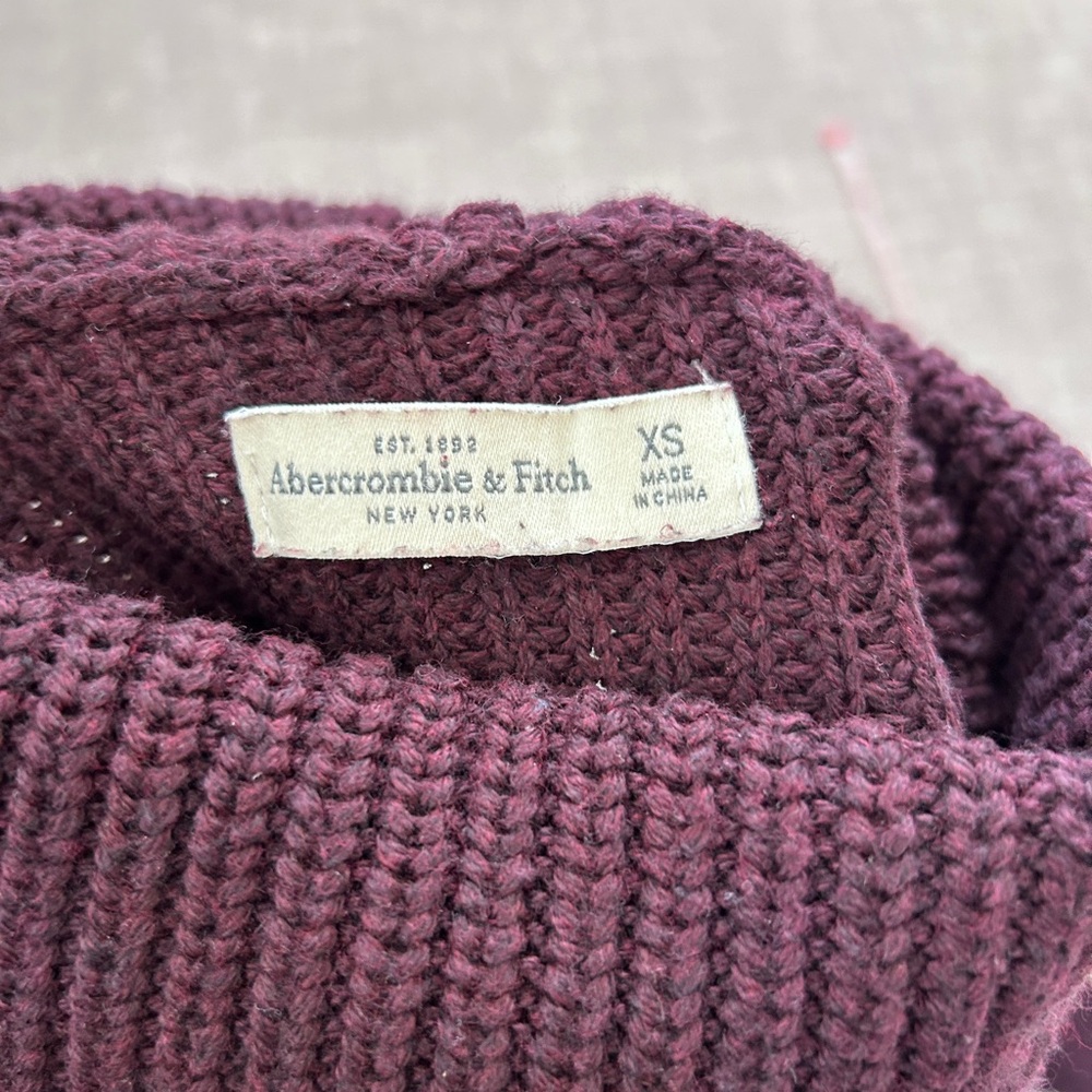 Abercrombie & Fitch Chunky Knit Turtleneck Tunic Sweater in XS - Picture 5 of 9